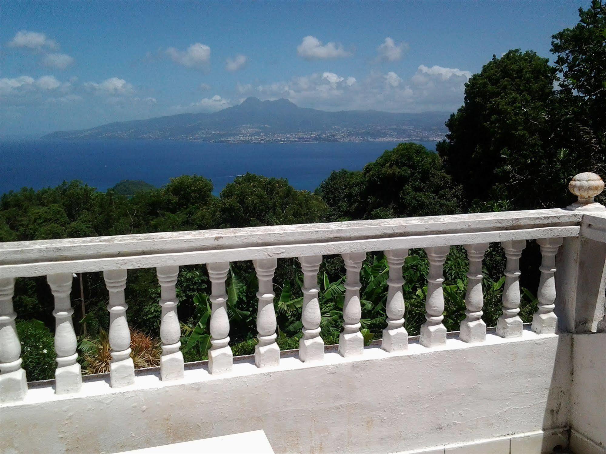 Villa Galerie Les Anses-d'Arlets Exteriör bild
